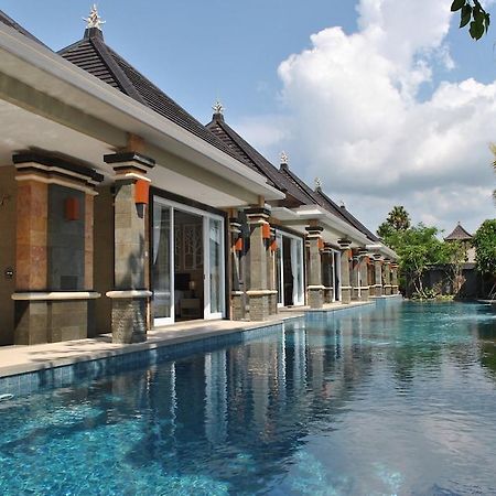 โกรี มหาราณี วิลลา Villa กีอันยาร์ ภายนอก รูปภาพ