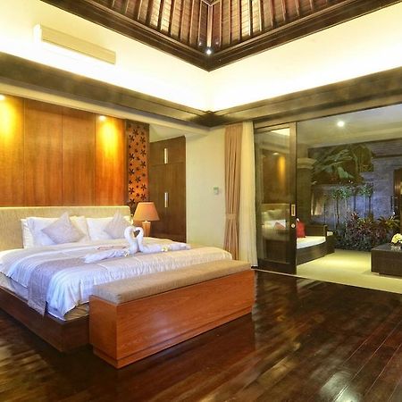 โกรี มหาราณี วิลลา Villa กีอันยาร์ ภายนอก รูปภาพ